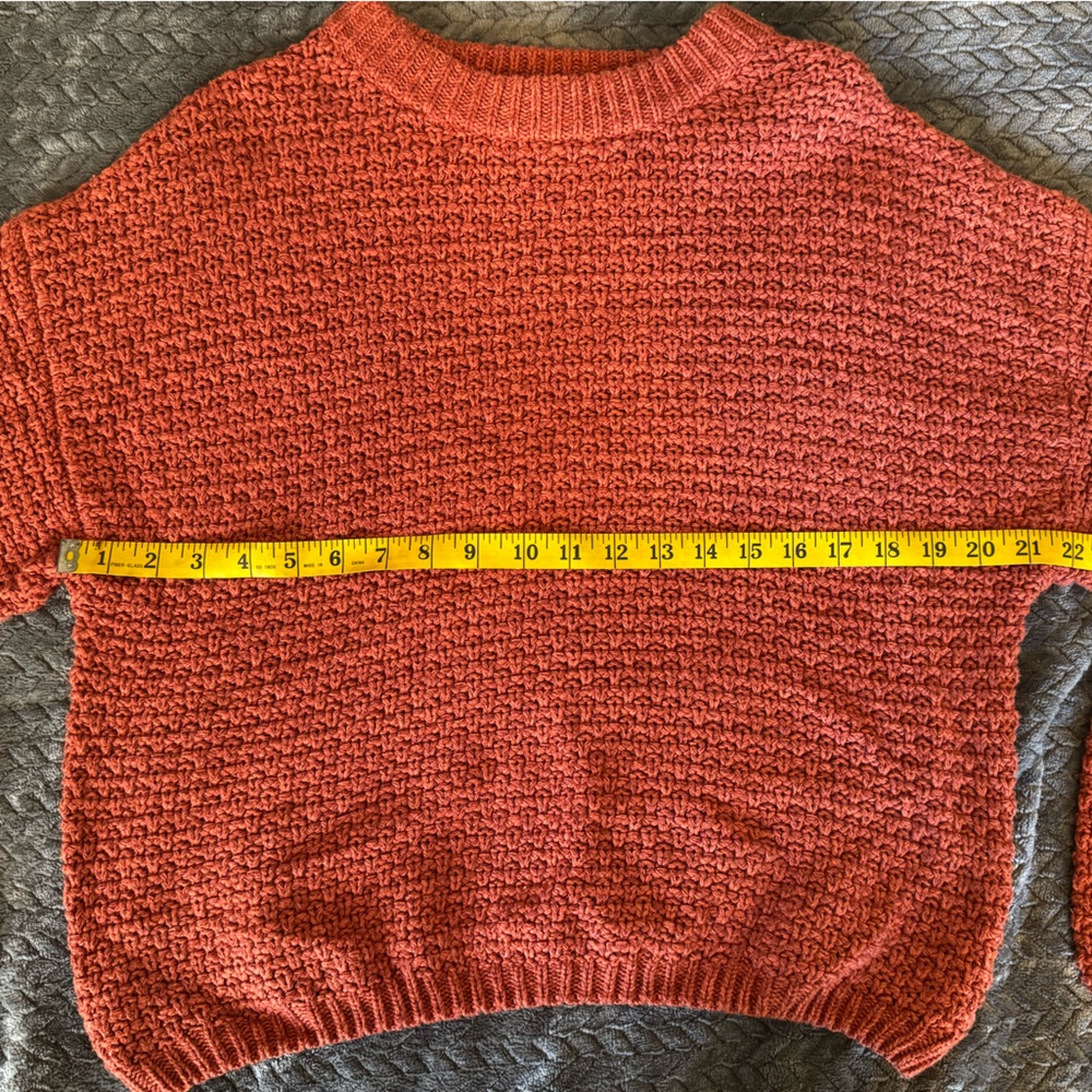 Universal Thread Sweater Rust - Picture 3 of 6